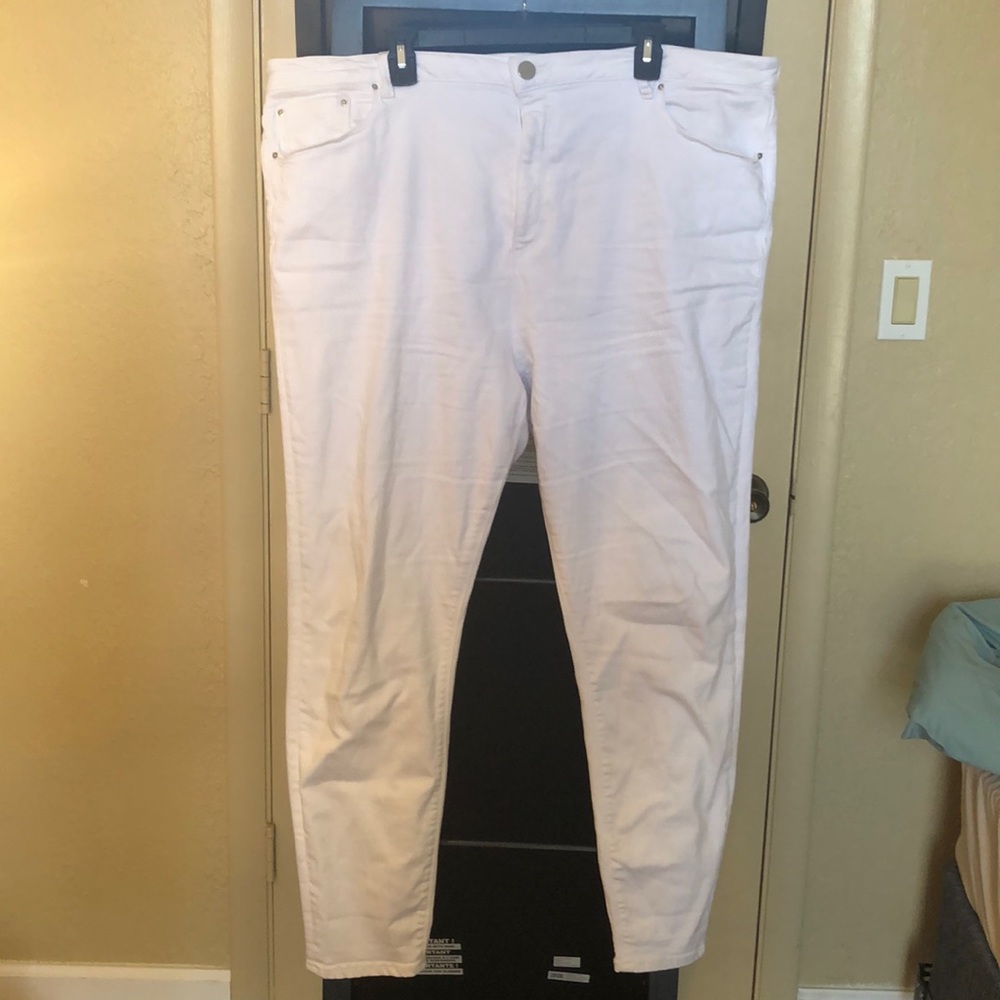 White Jeans